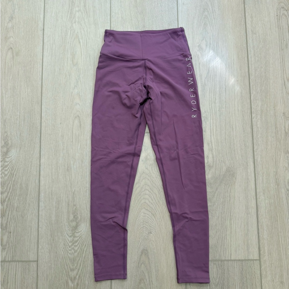 Ryderwear Scrunch Bottom Lavender Leggings